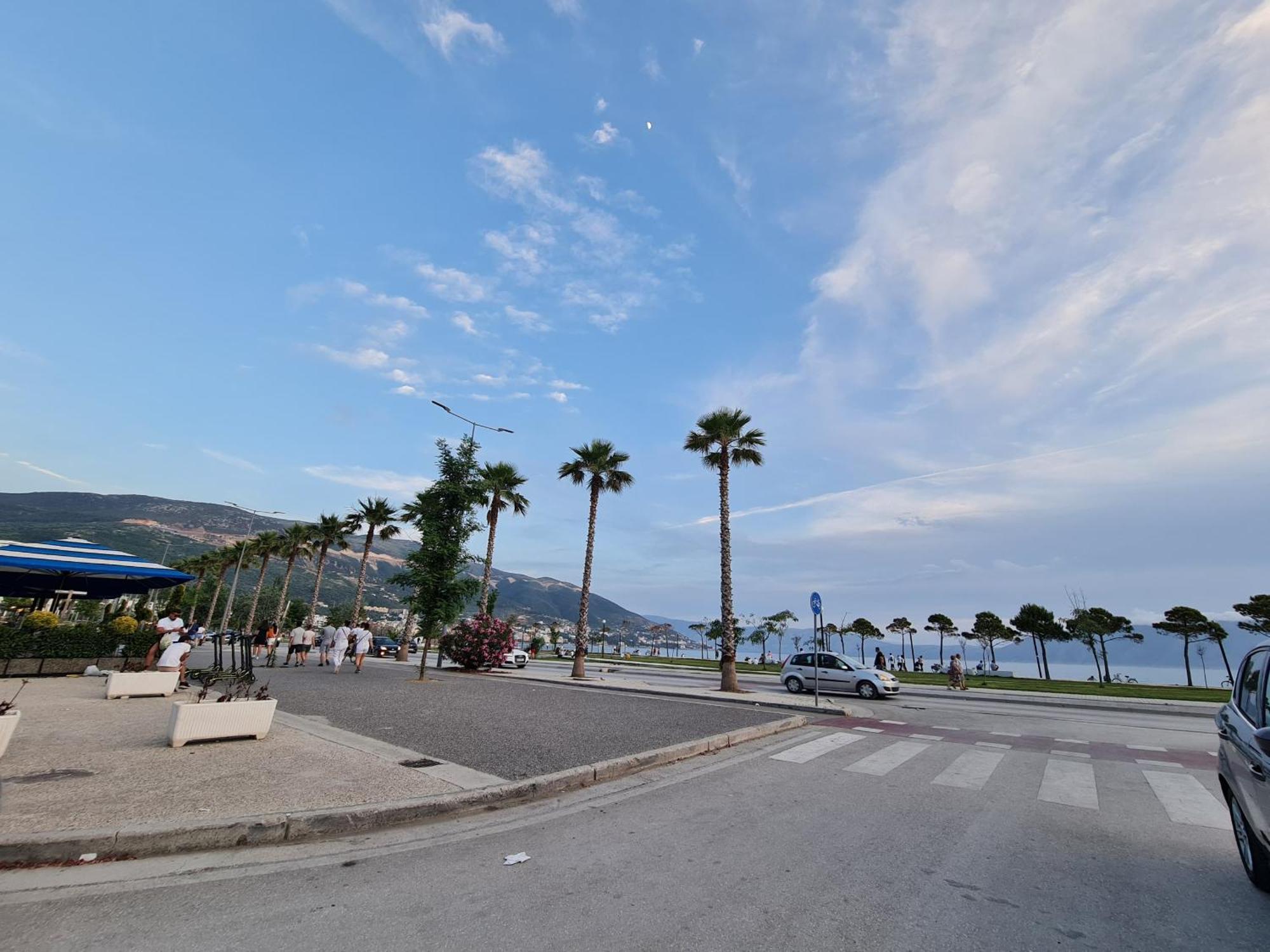 Seascape Apartments Vlorë Exterior foto
